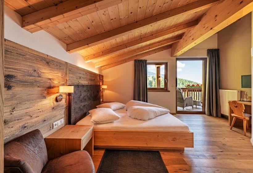 هتل Mountain Lodge Prennanger