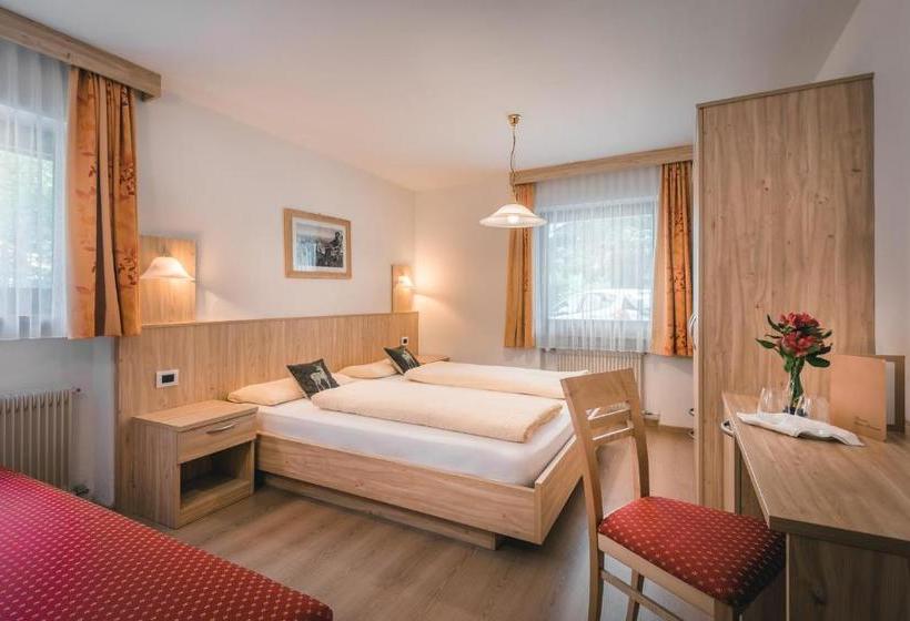 호텔 Pension Merisana