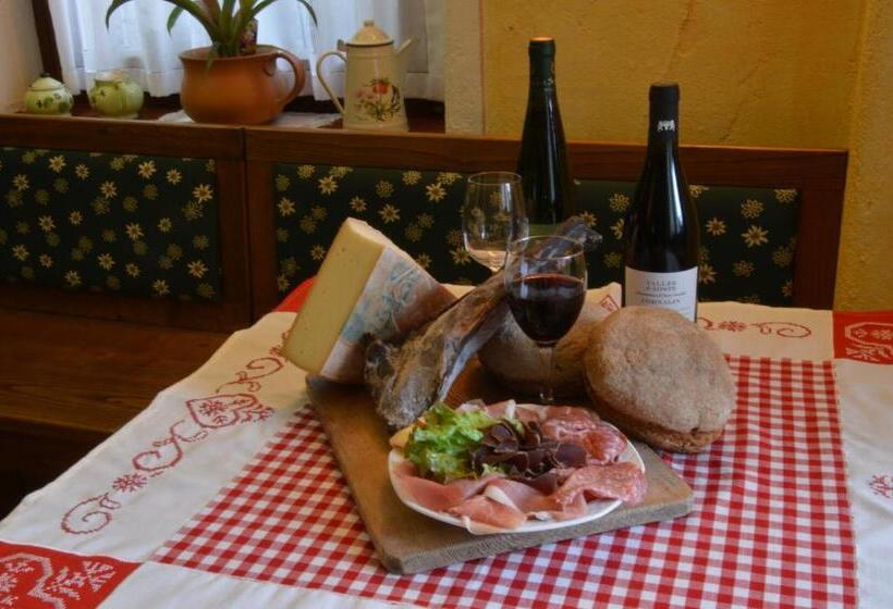 فندق Petit Giles