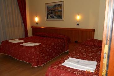 هتل Val Di Sangro