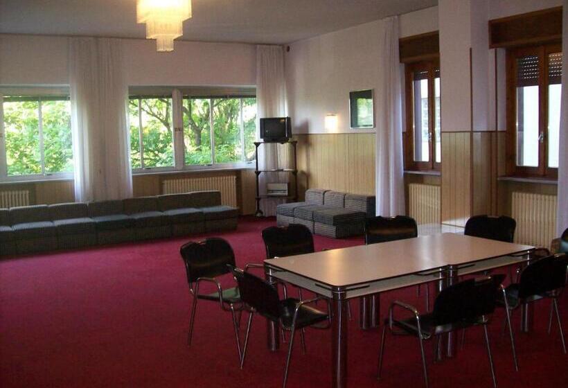 فندق Valle Intelvi