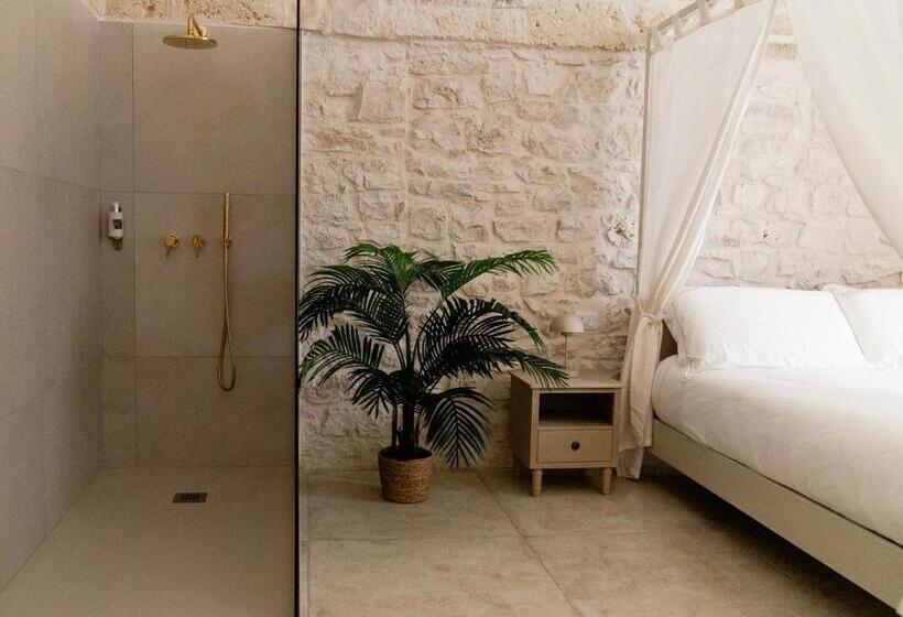 تختخواب و صبحانه Aurluna Luxury Suites