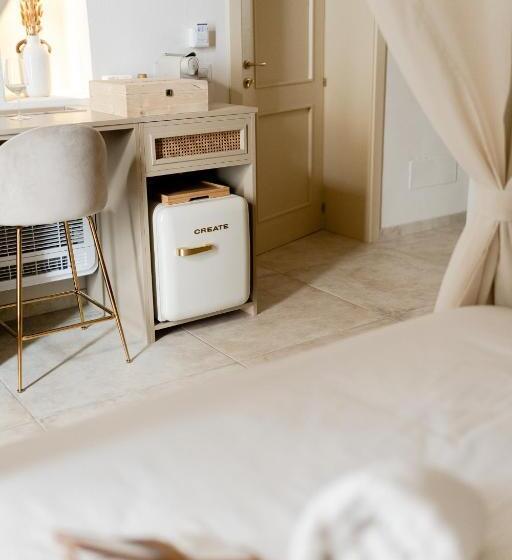 تختخواب و صبحانه Aurluna Luxury Suites