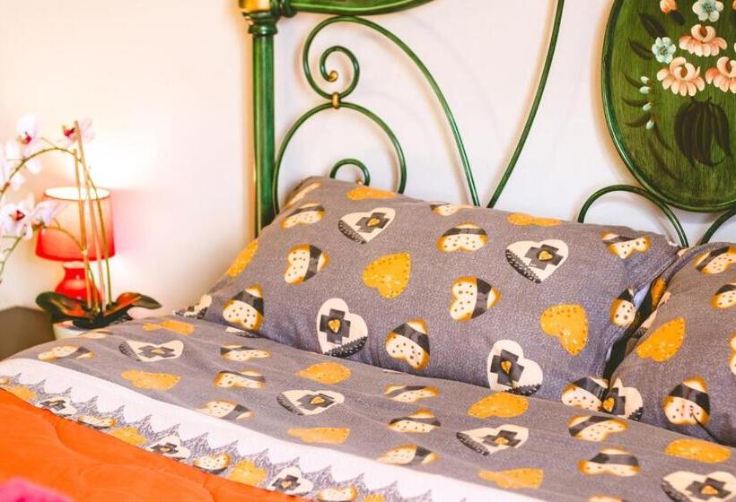 تختخواب و صبحانه Sassari   Le Mura Antiche Rooms