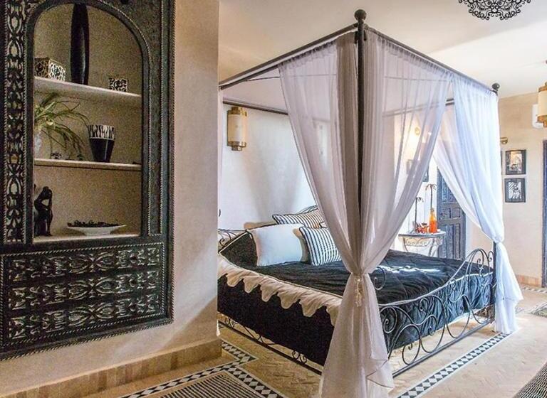 تختخواب و صبحانه Riad Des 1001 Fleurs