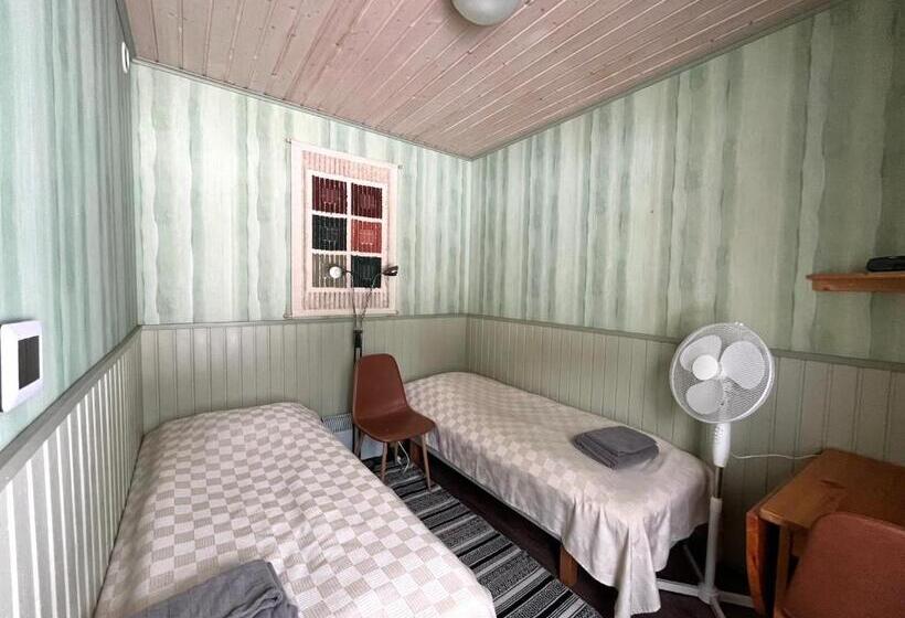 تختخواب و صبحانه Sova Guesthouse