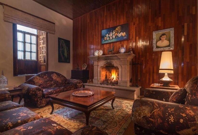 La Casa B & B