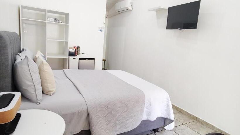 펜션 Oceanic Playa Matapalo