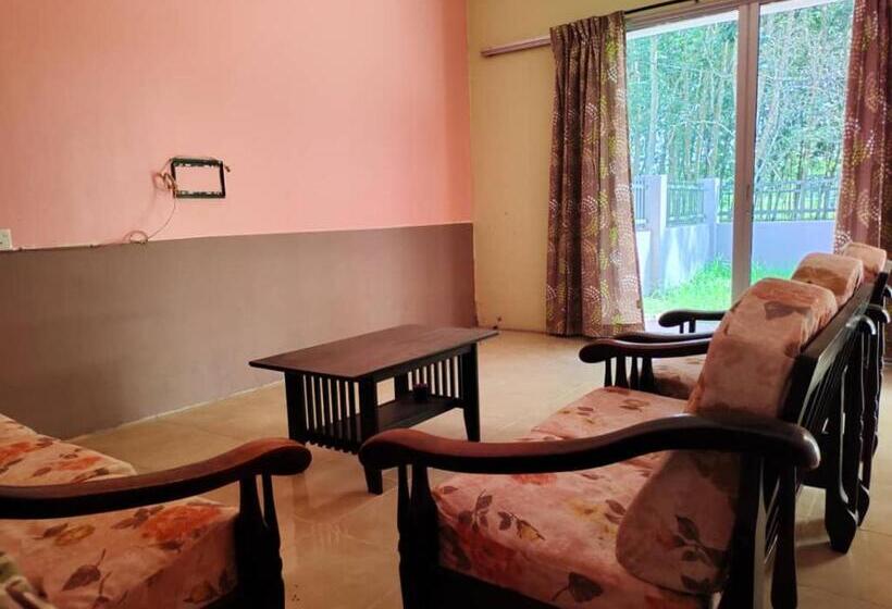 Raudhah Rest Inn