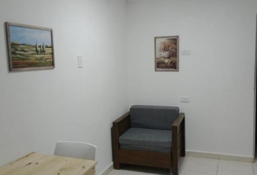 Zuviría Apart Nuez De La Isla Iii