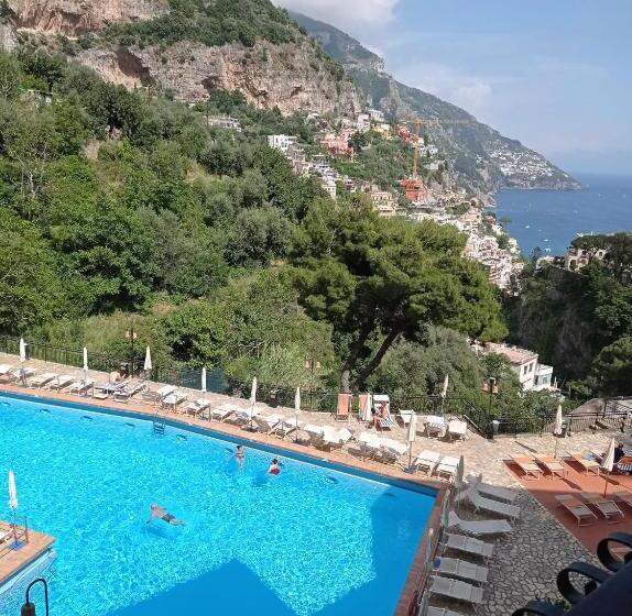 Apartment Hotel Royal Con Balcone E Vista Mare