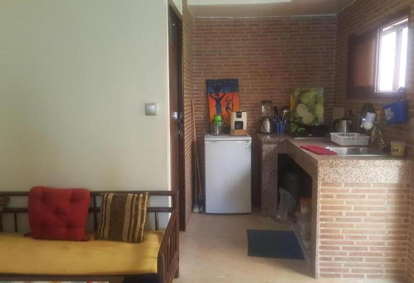 تختخواب و صبحانه Dar Lamrabet