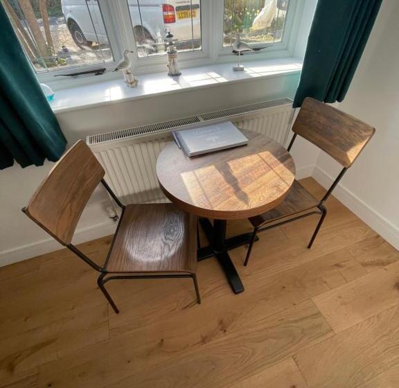 Godden Green B & B Guesthouse