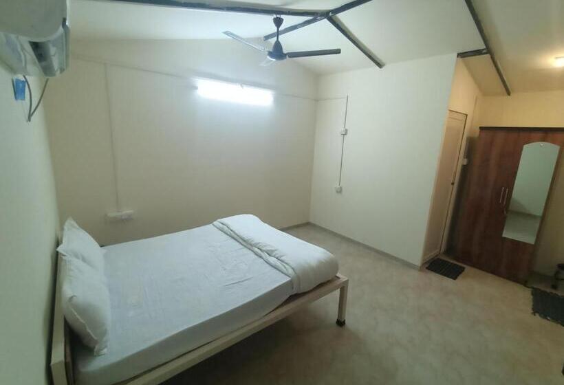 호텔 Baadal Pani Beach Resort Near Kelwa Beach