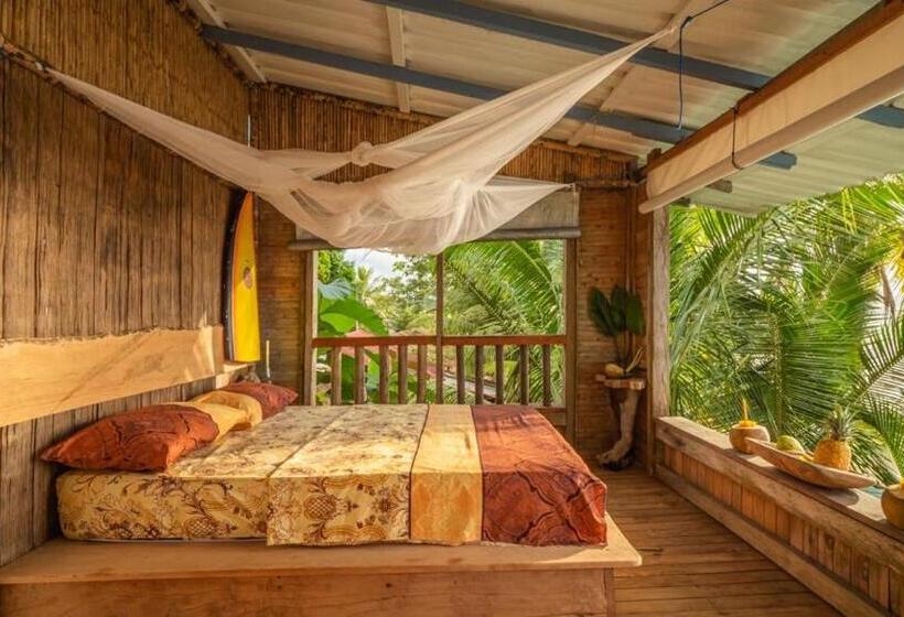 هتل Cabaña Tello Surf