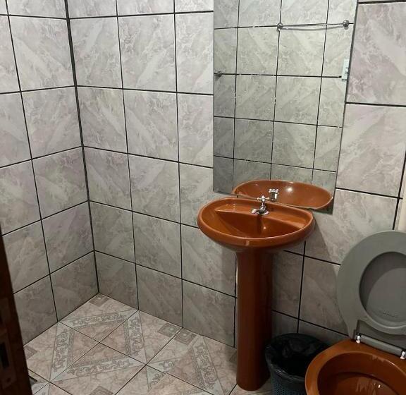 ホテル Dos Viajantes