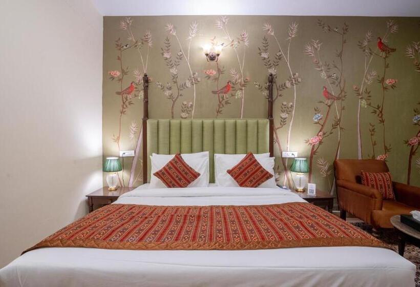 فندق Ezzenza Swarg By Beas Golf Resort   Devlok Manali