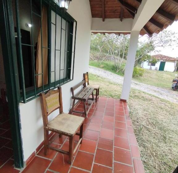 هتل Hospedaje Donde Gustavo Osorio