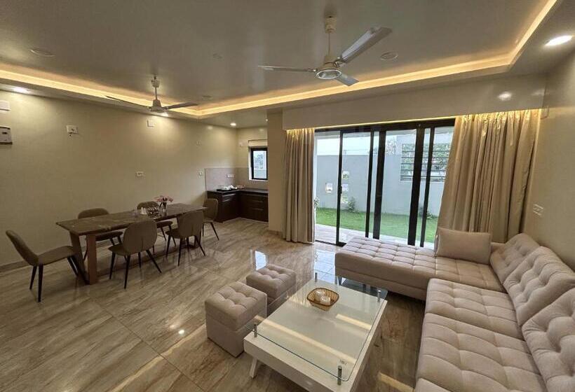 ホテル The Pearl Club Resort