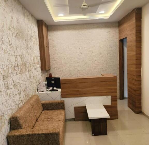 酒店 Vr Inn