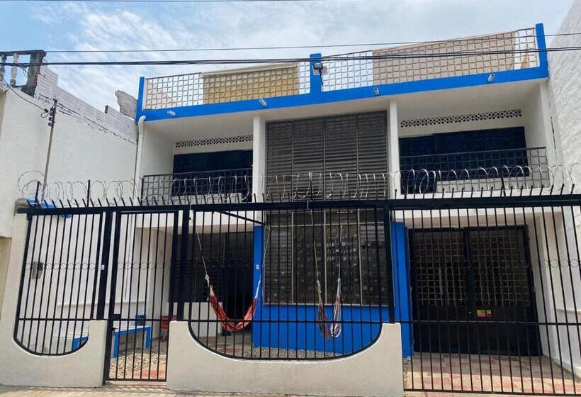 פנסיון Hostel Flandes Tu Sitio