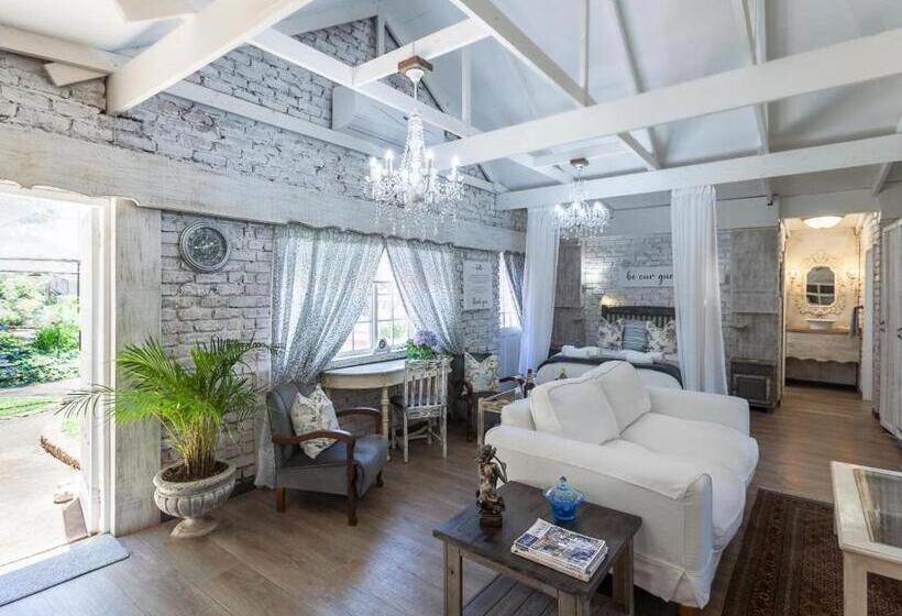 بنسيون Rose And Ivy Cottages