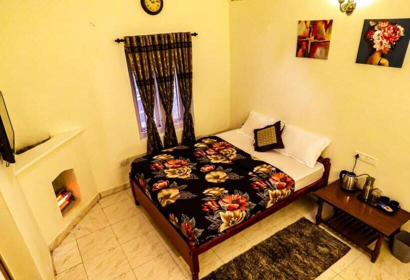 هتل Bob S Haven Bungalow