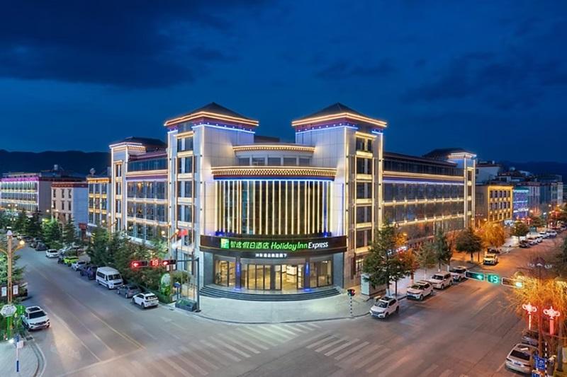 هتل Holiday Inn Express Shangri La By Ihg