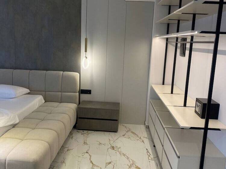 Resol Hotel 2