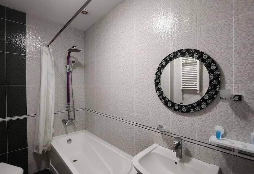 هتل Georgian Paradise