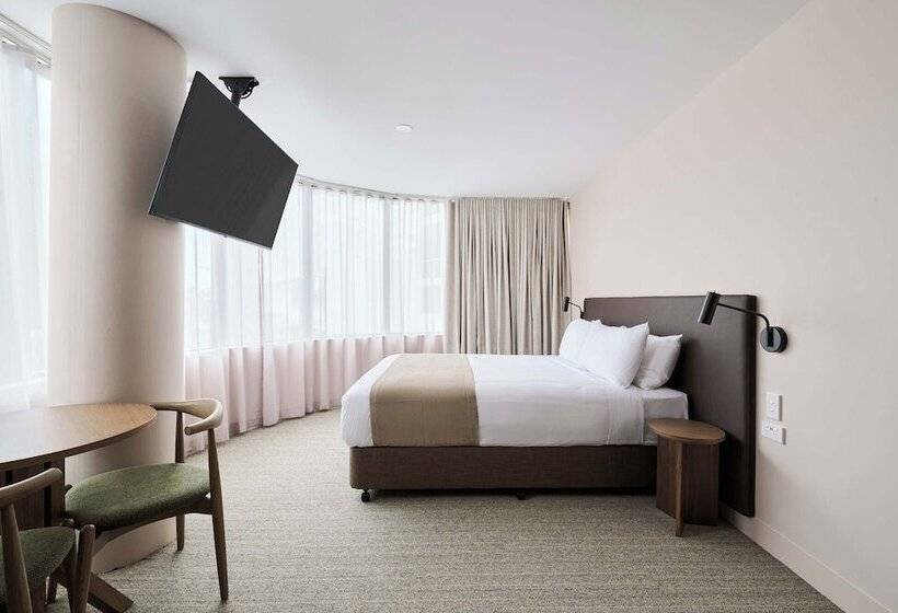 هتل Abode Phillip