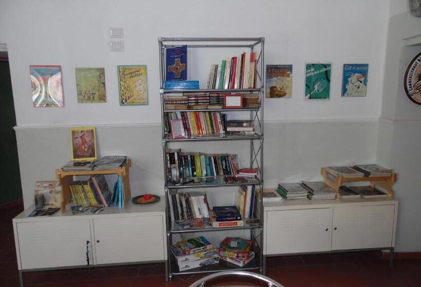 Agorà Hostel