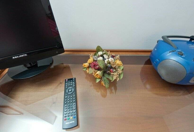 تختخواب و صبحانه 2 Passi Da