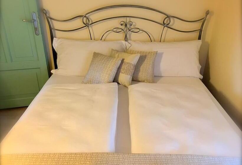 تختخواب و صبحانه Antiche Mura