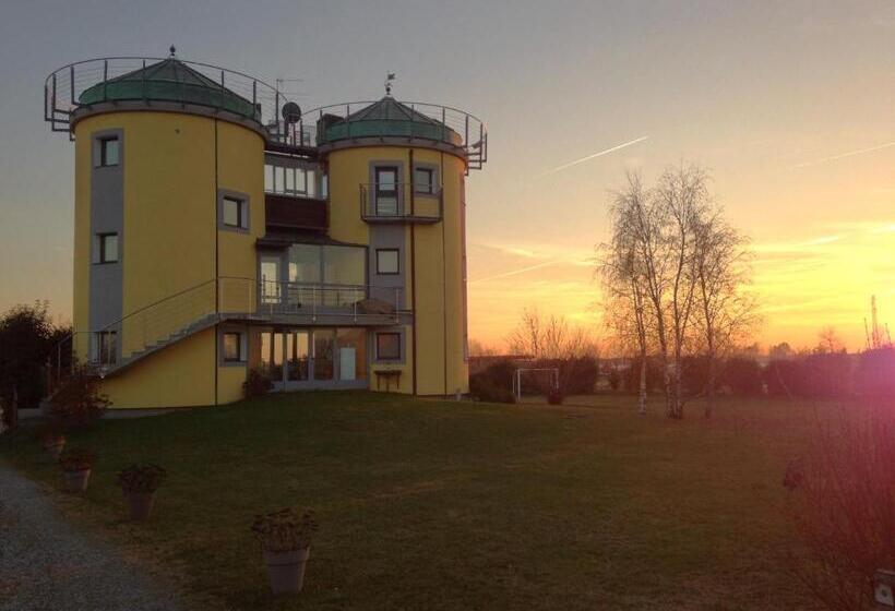 مبيت وإفطار I Silos Guest House