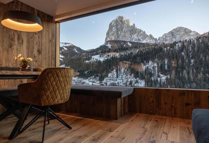 مبيت وإفطار Enjoy Dolomites   Chalet