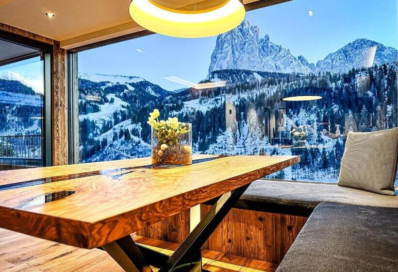 مبيت وإفطار Enjoy Dolomites   Chalet