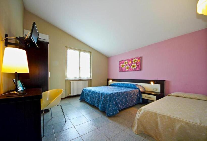 هتل Albergo La Quiete
