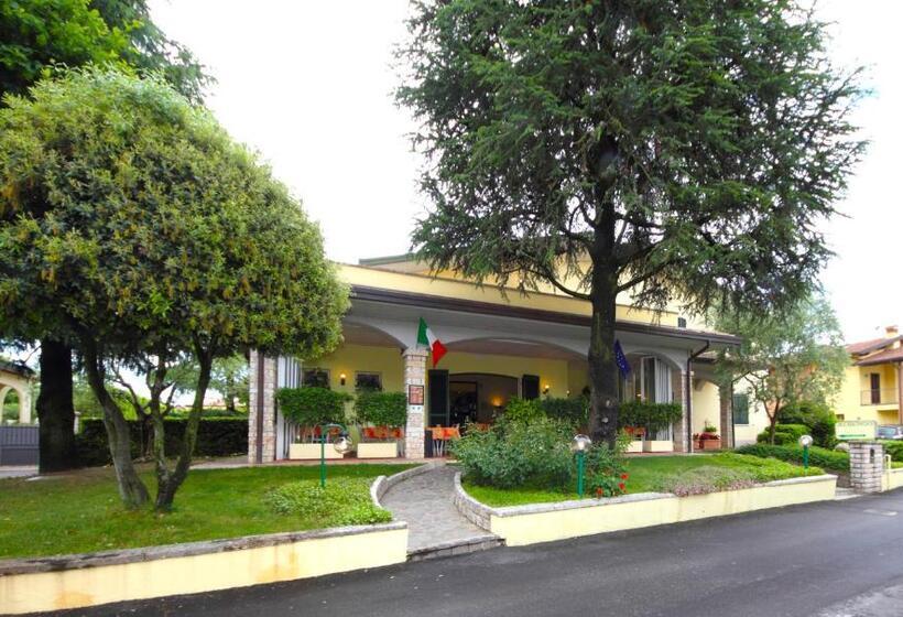 هتل Albergo La Quiete