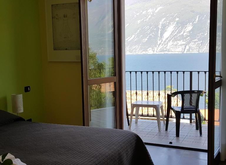 هتل Casa Albergo Sorriso