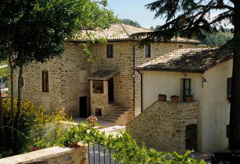 호텔 La Tavola Dei Cavalieri