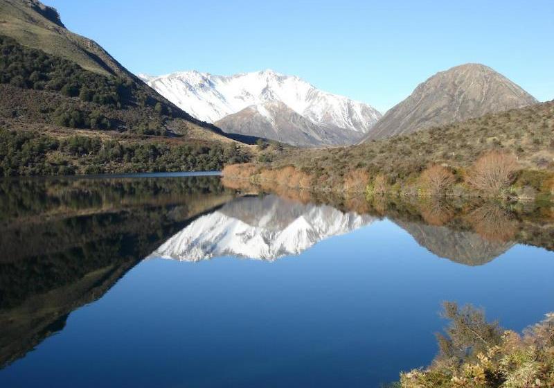 בית מלון כפרי Lake Coleridge Lodge