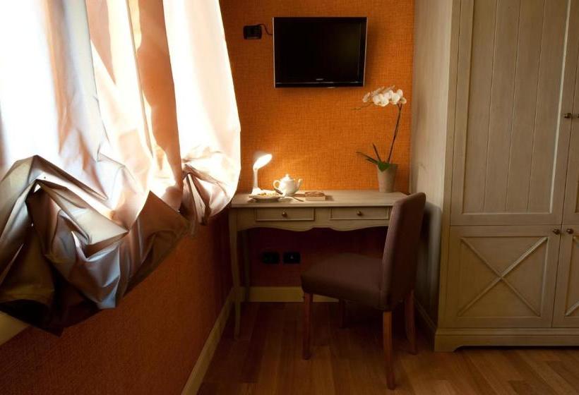 فندق Locanda Stendhal