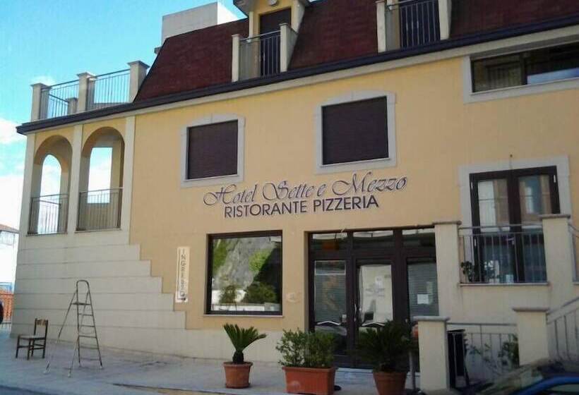 فندق Sette E Mezzo