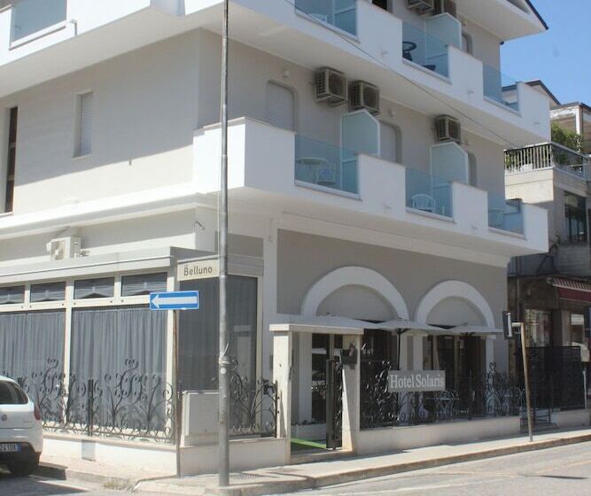 فندق Solaris