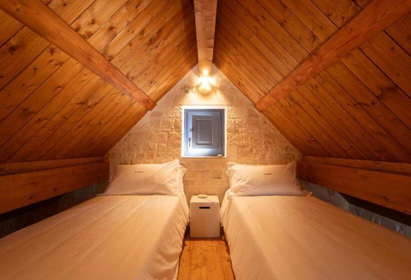 تختخواب و صبحانه Borgofreddo Luxury Suite