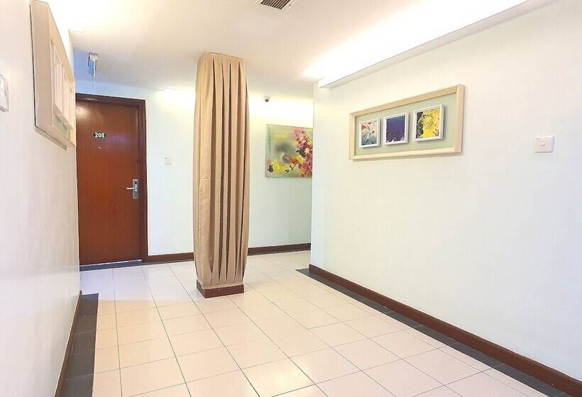 هتل Capital O 90939 Sandakan Central