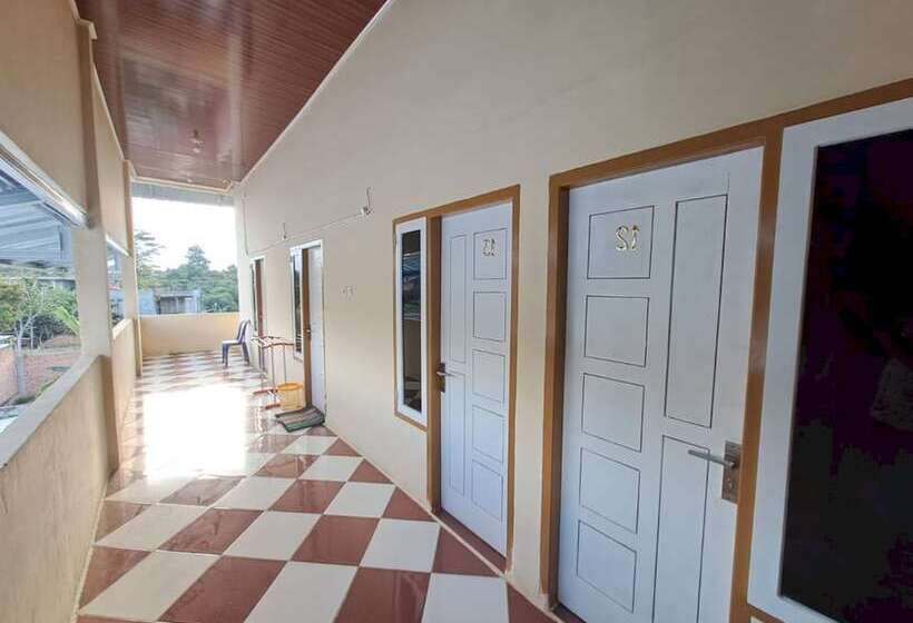 فندق Oyo 93714 Guest House Gembul Syariah