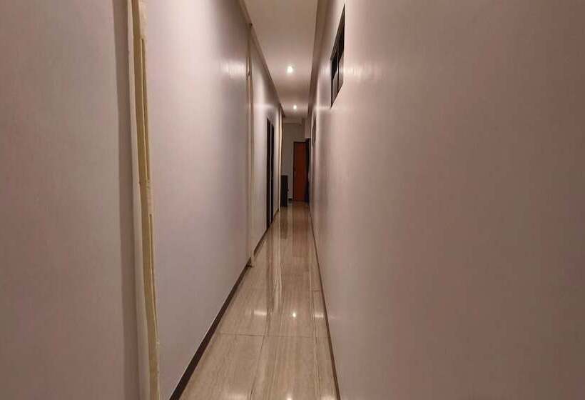 هتل Oyo 93775 Nilam Guest House