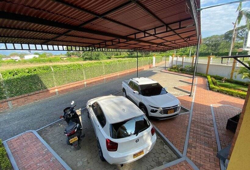 هتل Villa Zaragoza